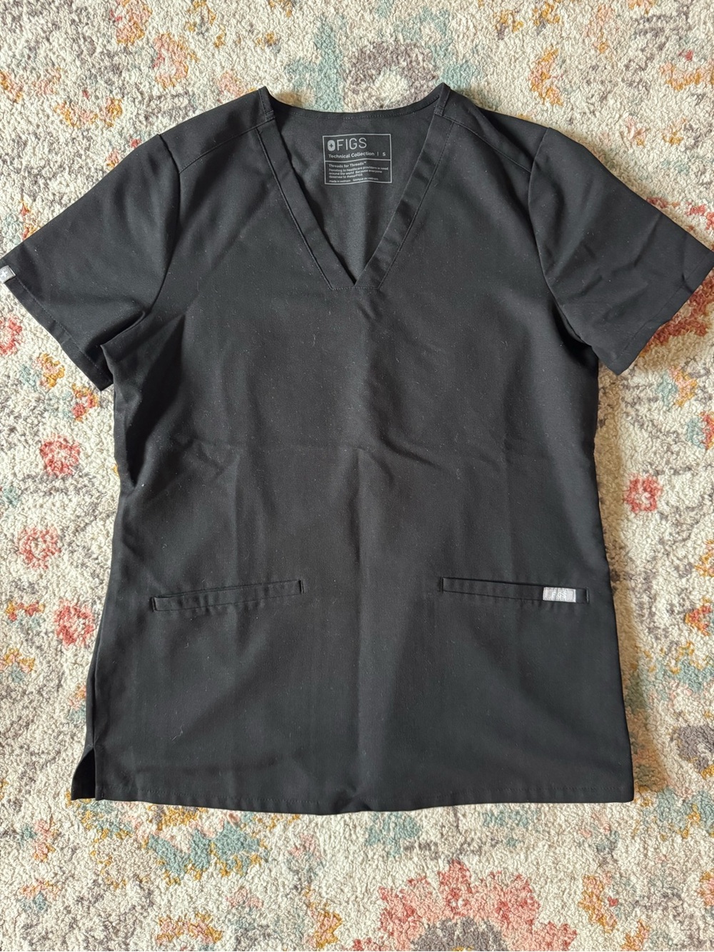 FIGS Women’s Black Short-Sleeve V-Neck Scrub Top
